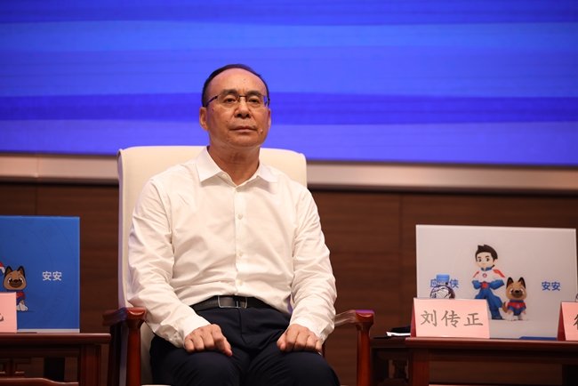 介绍汛期kjnm888.com出任多