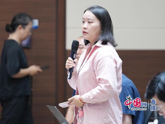 大家上午好