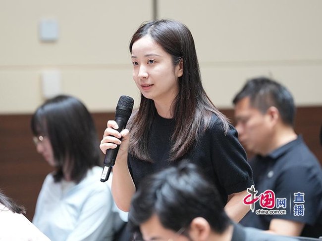 相关文章我们邀请到中国气象局jrs低